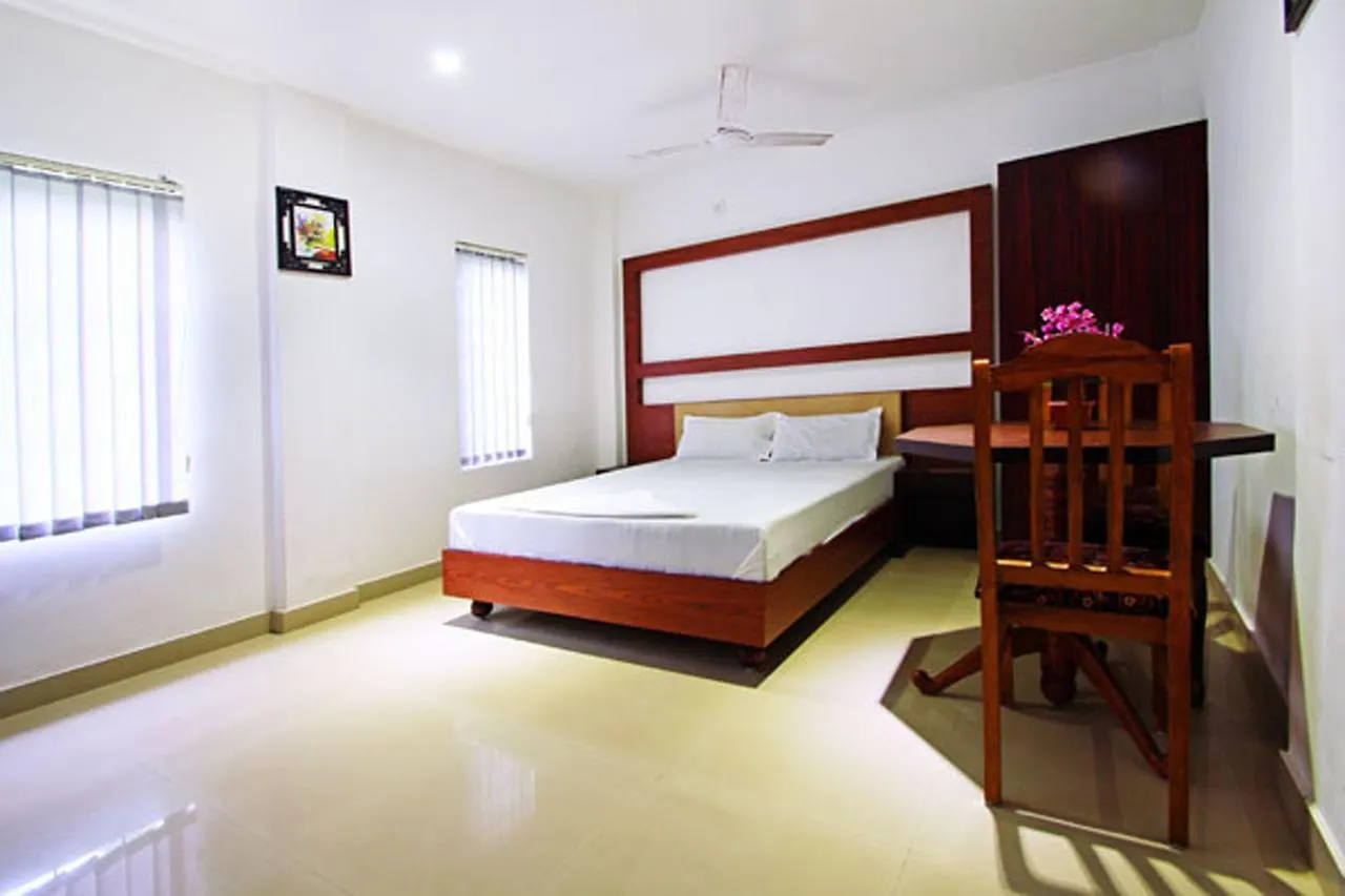 New Seaside Residency Hotel Alappuzha 2*,