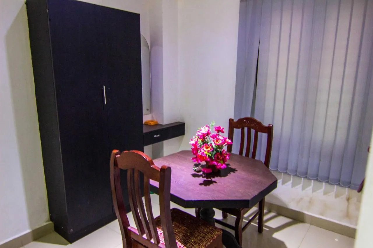 فندق New Seaside Residency Alappuzha الهند